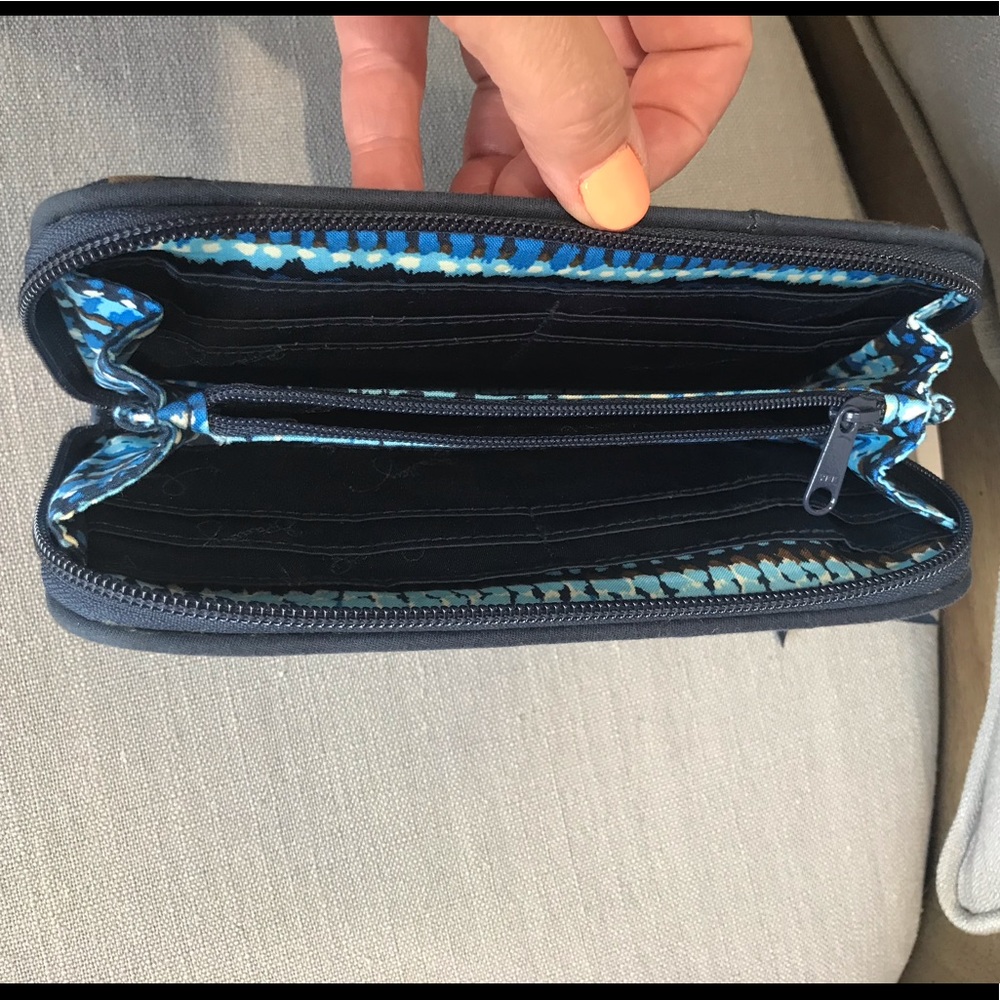 πHPπVeraBradley zip accordion wallet/wristlet - Picture 3 of 12